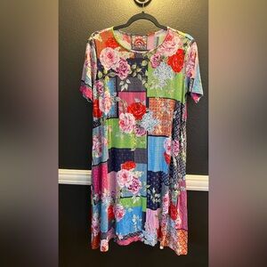 Johnny Was Women’s Rose Patch Handkerchief Hem Short Sleeve Dress Size Small